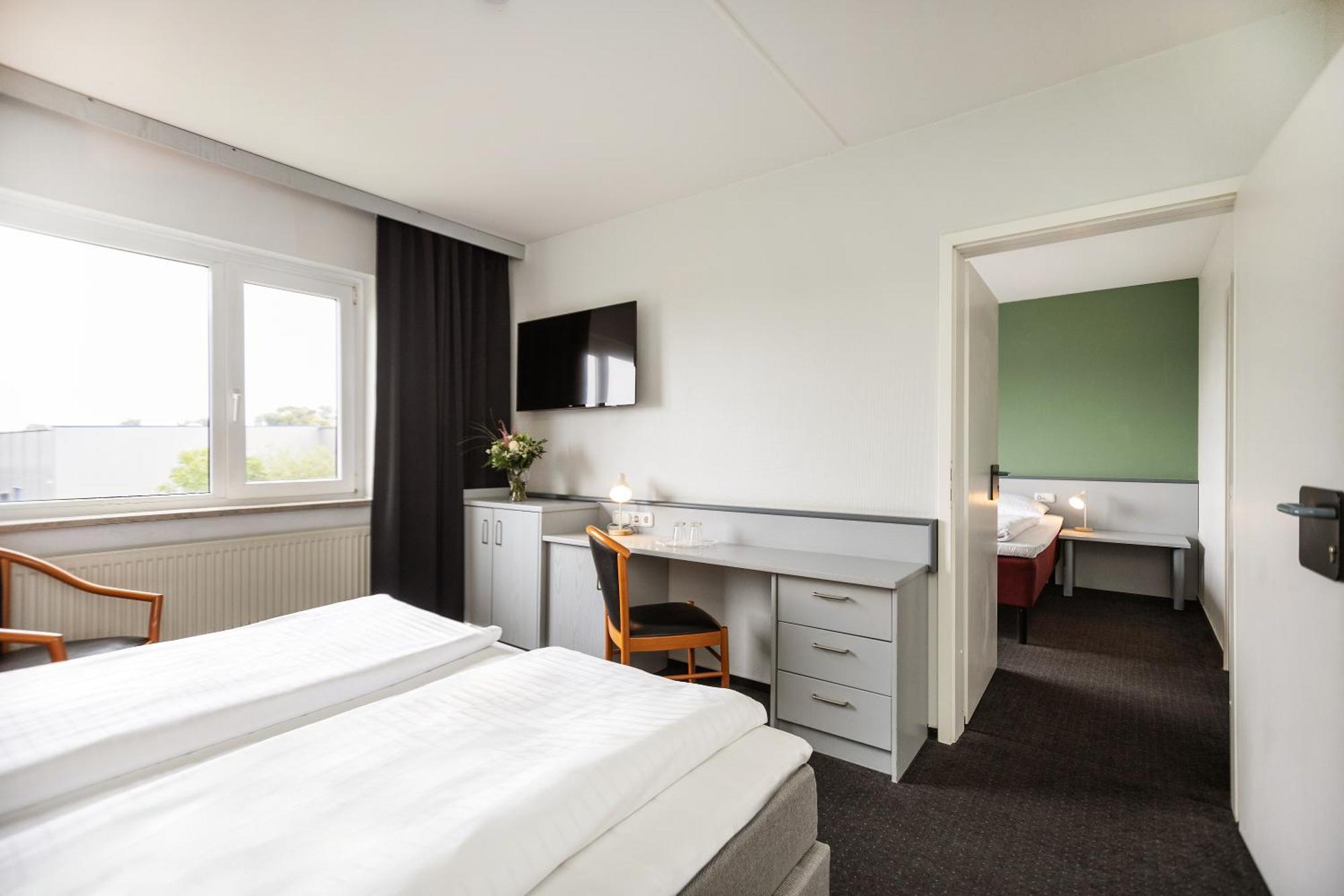 Good Morning + Bad Oldesloe Hotel Exterior photo