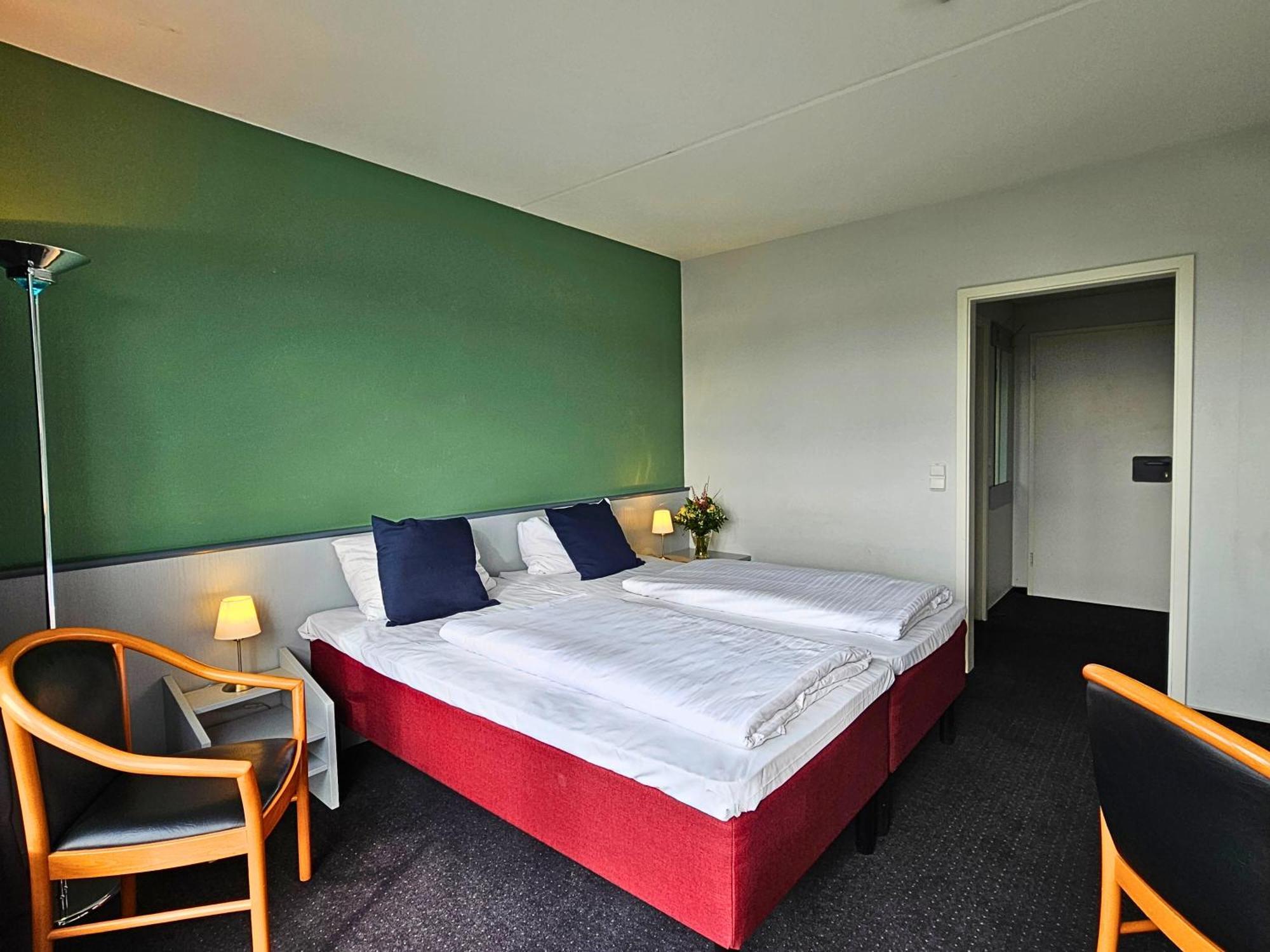 Good Morning + Bad Oldesloe Hotel Exterior photo